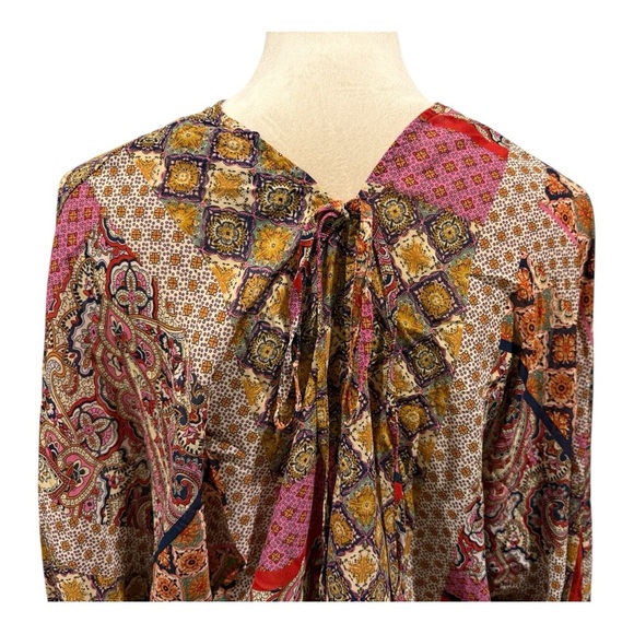 NWT Aakaa Boho Floral/Tribal Print Blouse - Picture 3 of 12